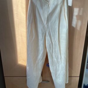 Top Shop Cream pleated Pants Slacks